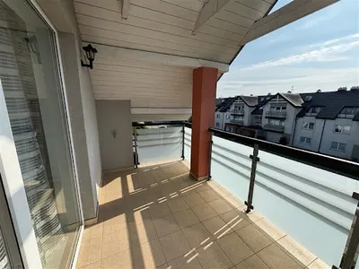 Biuro nieruchomości 𝐃𝐎𝐌𝐈